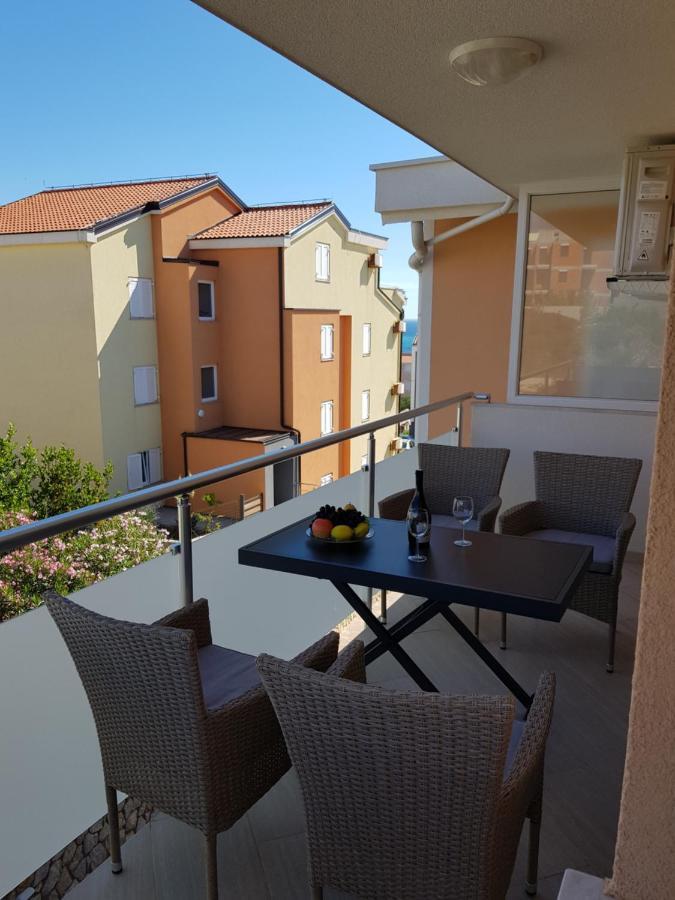 Apartments Sun Dance With Heated Pool Novalja Exterior photo