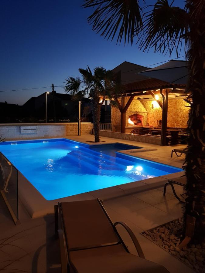 Apartments Sun Dance With Heated Pool Novalja Exterior photo
